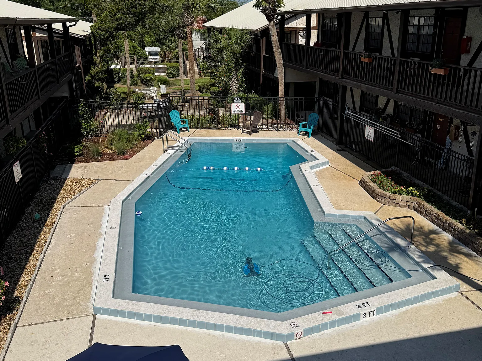 Lyn Village Apartments — Photo 2