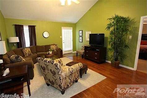2nd image of 2210 Wilmington Dr