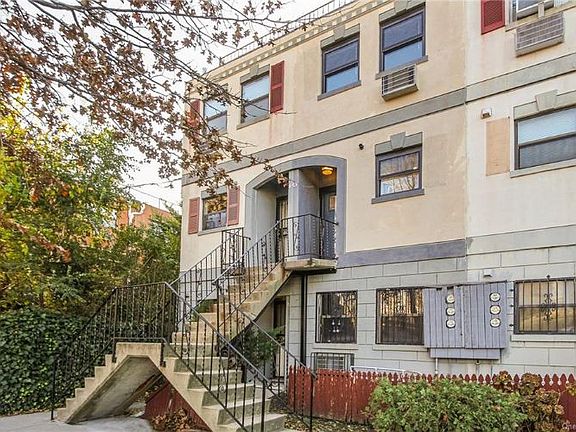 3rd image of 821 Underhill Ave #4C