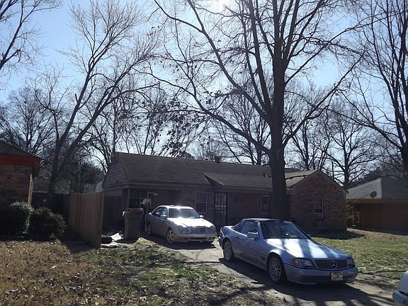 3rd image of 4107 Cedarwood Cv