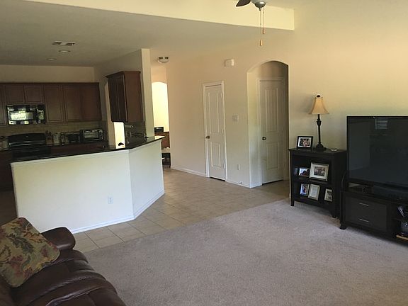 4th image of 155 Oak Meadow Trl