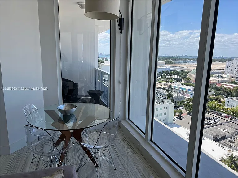 100 Lincoln Rd #Penthouse 9 — Photo 14