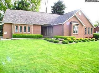 329 Woodland St, Newton Falls, OH 44444