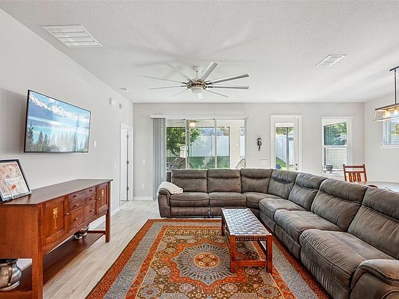 3rd image of 13308 MAGNOLIA VALLEY DRIVE