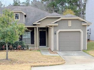 56 Woodland Hills Dr #B, Conroe, TX 77303