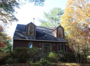 442 Shannock Rd, South Kingstown, RI 02879