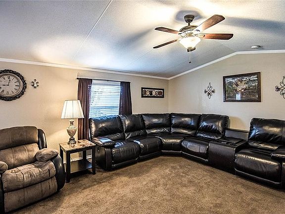 5th image of 3041 Glen Vista Dr