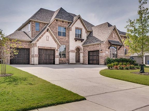 2nd image of 1312 Capilano Way