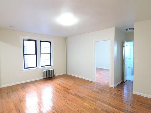 2nd image of 4145 52nd St APT 5A