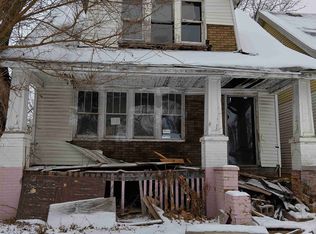 17447 Charest St, Hamtramck, MI 48212