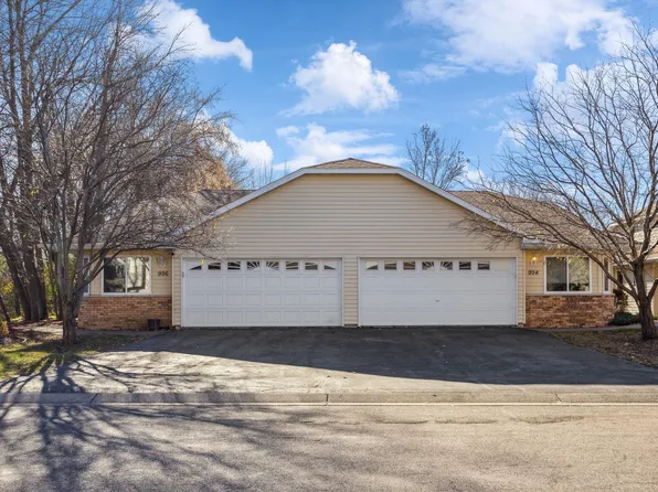 996 16th Ave SE, Forest Lake, MN 55025
