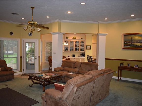 4th image of 1248 Walnut Dr