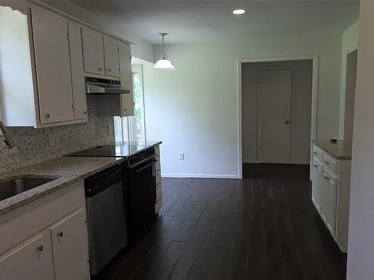 2474 Joe Davis Rd — Photo 9