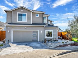 1806 Bella Vista Way, Santa Rosa, CA 95403