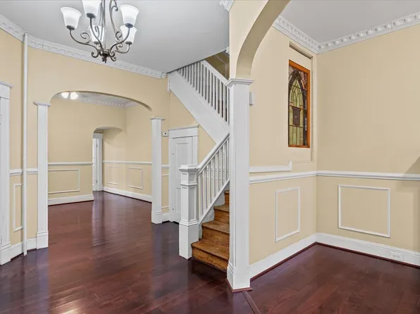 2413 Madison Ave, Baltimore, MD 21217