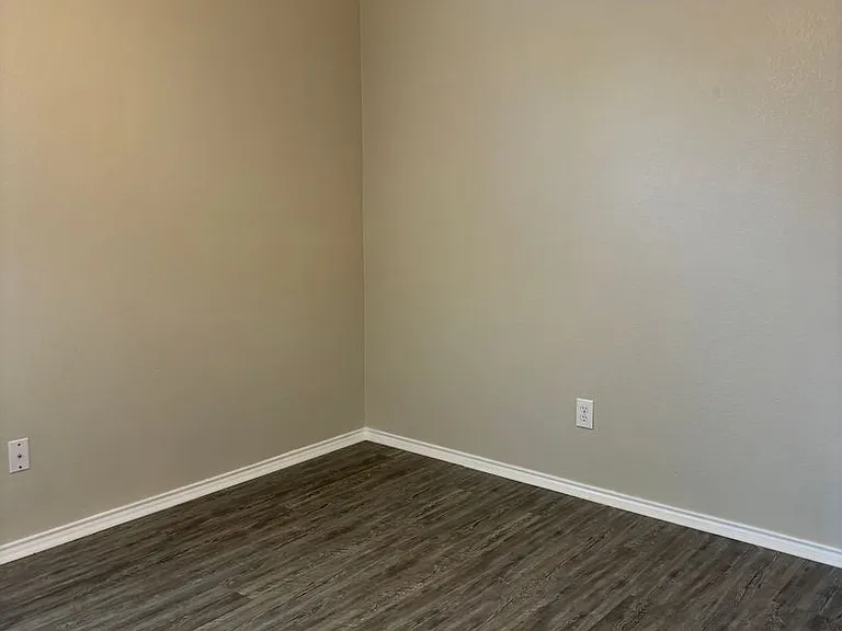 11405 Gloriosa Dr — Photo 17