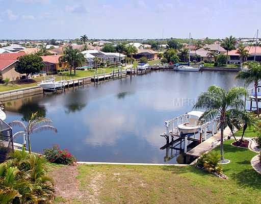 1st image of 3324 Grenada Ct