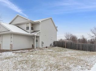 155 Primrose Ct, Iowa City, IA 52240