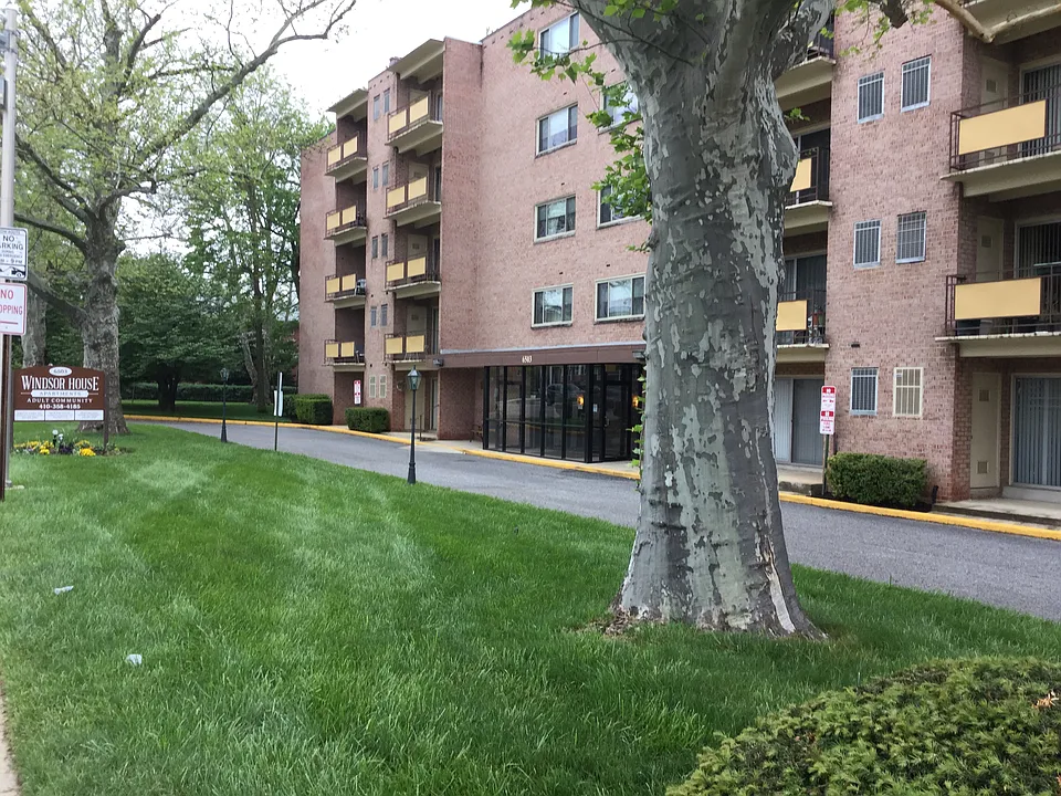 Windsor House Apartments