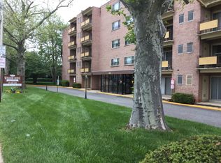 Windsor House Apartments, Baltimore, MD 21215