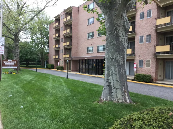 Windsor House Apartments