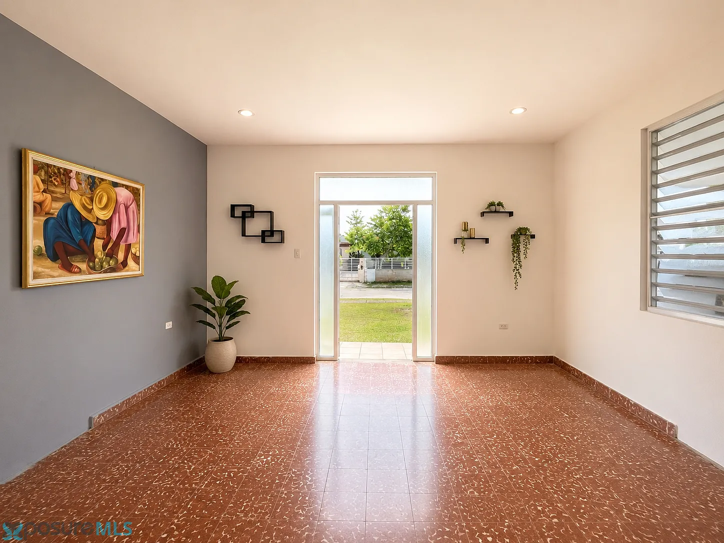 3 bed, 1.5 bath, 2000 sqft, $2,000 — Photo 4