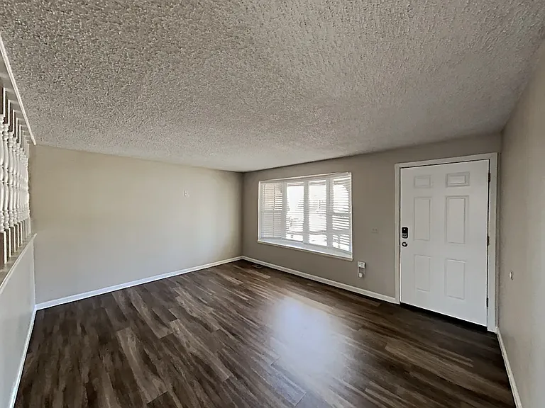 2656 E 117th Way — Photo 11