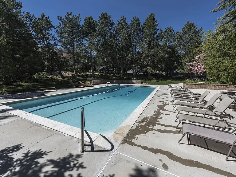 2025 Canyons Resort Dr #L3 — Photo 16