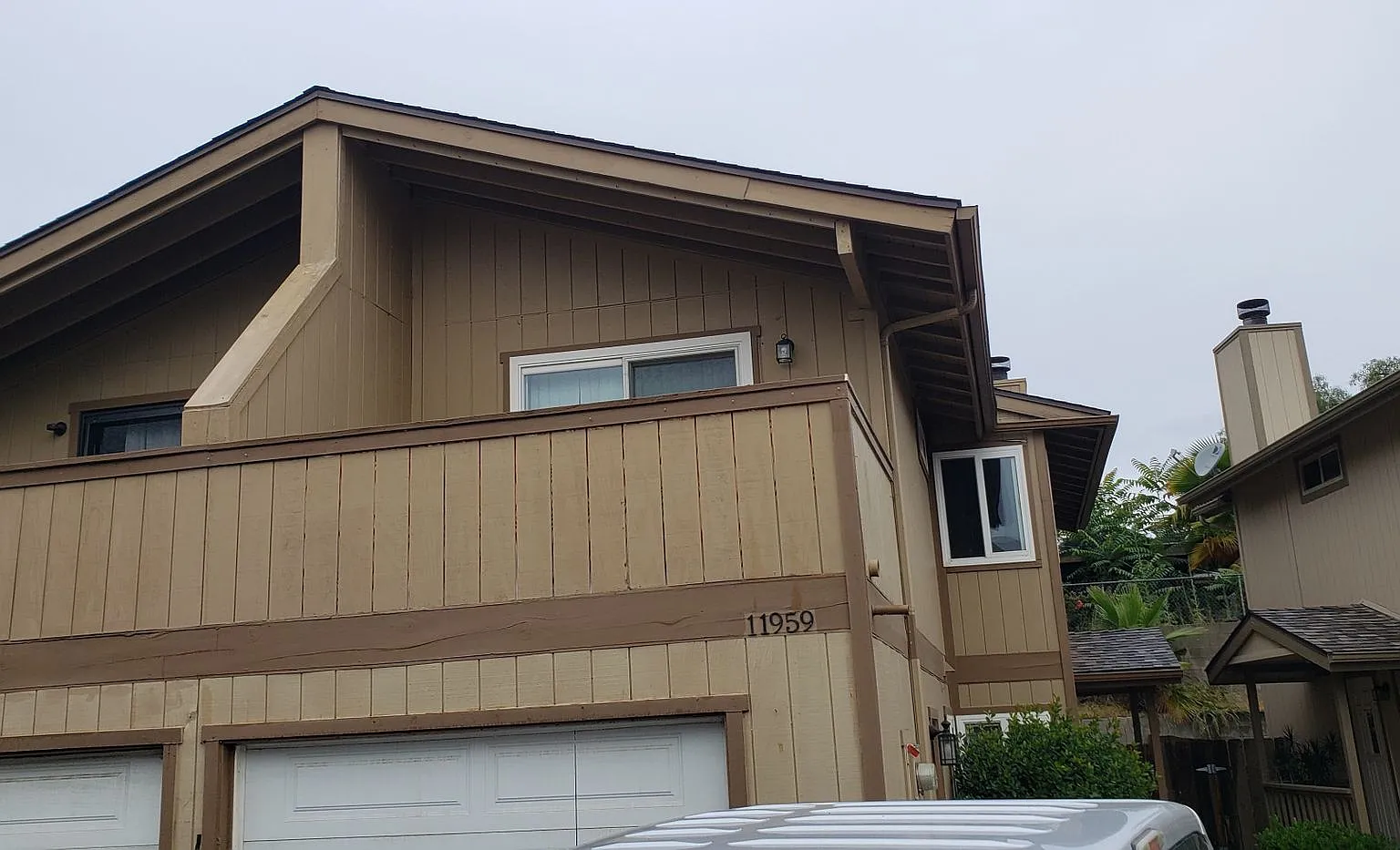 3 Bed 2 Bath Townhouse in Lakeside — Photo 2