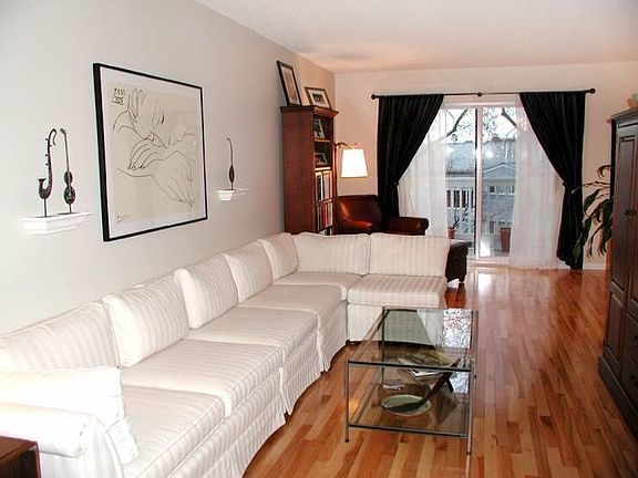 Living Room (furnished)