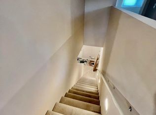 2145 W Harmont Dr, Phoenix, AZ 85021