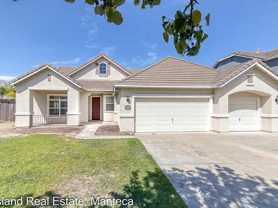 2261 Silverlace Pl