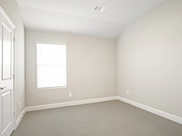 1244 Coneflower Pl — Photo 9