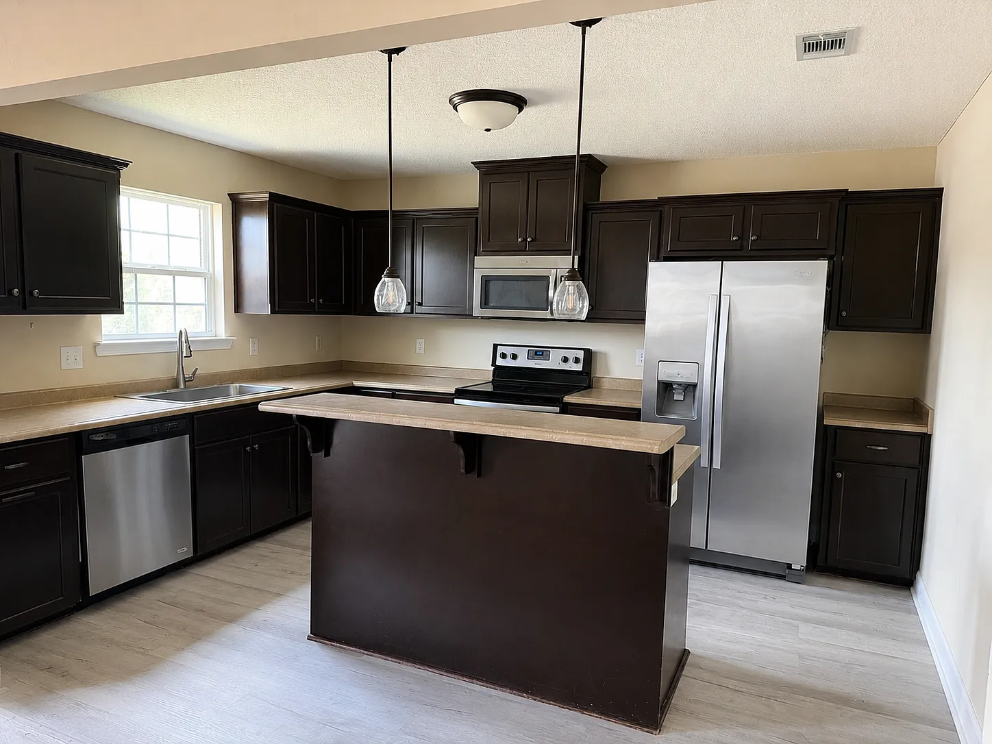 1106 Creekside Circle - 1 — Photo 4