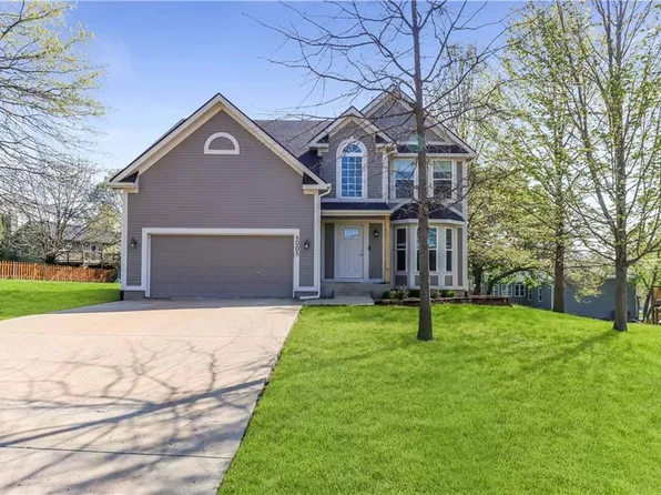 5005 Millridge St, Shawnee, KS 66226