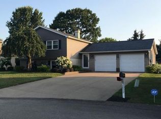 2052 Bernwood Dr, Erie, PA