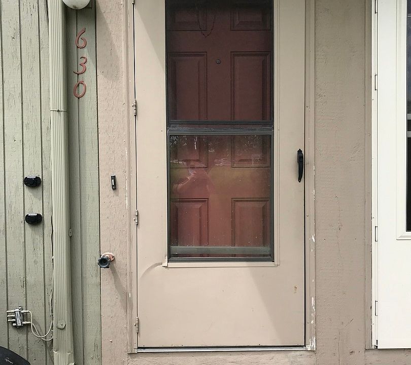 1st image of 630 Oriole Ct #630