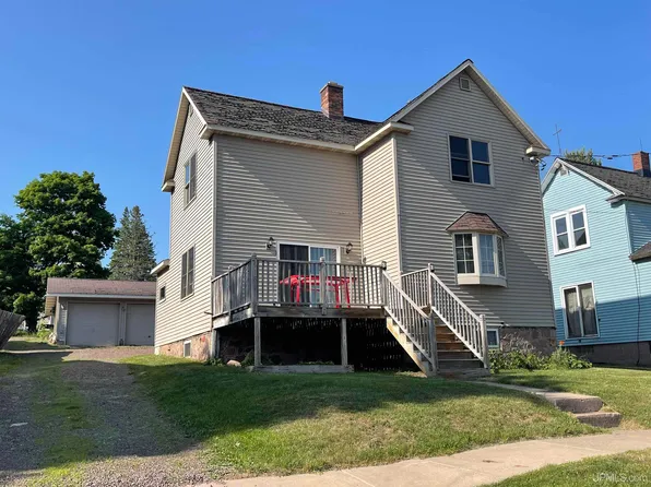 518 E Bundy St, Ironwood, MI 49938