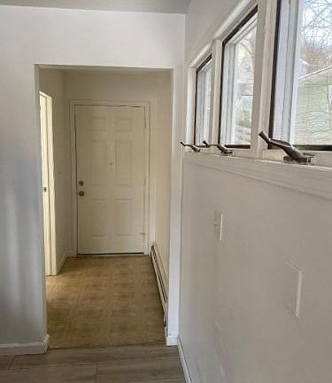 5th image of 115 S Shore Dr