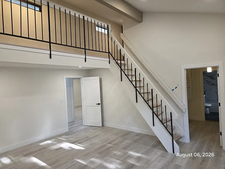 18654 NE 55th Way — Photo 14
