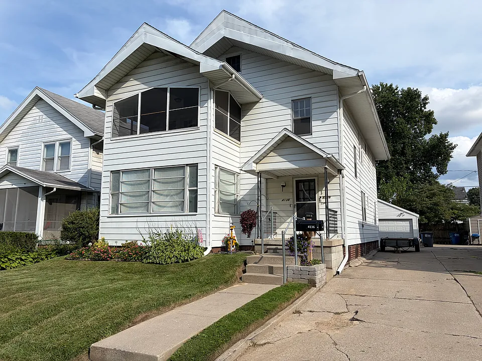 4138 Lowe Rd