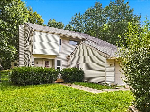 2nd image of 307 38th St