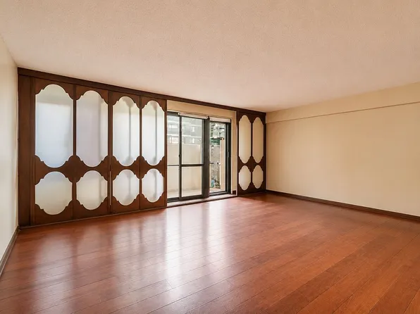 90 Beekman St APT 3D, New York, NY 10038