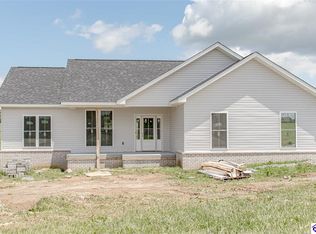 402 Bluegrass Dr, Campbellsville, KY 42718