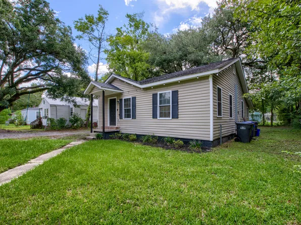 2787 Ranger Dr, North Charleston, SC 29405