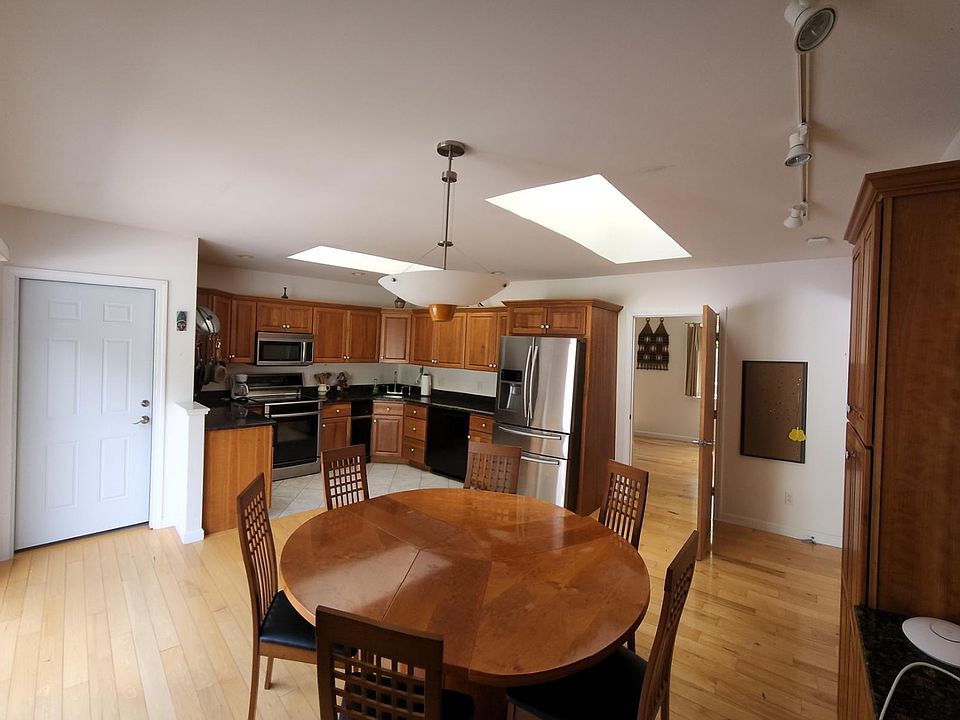 Kitchen and dining space