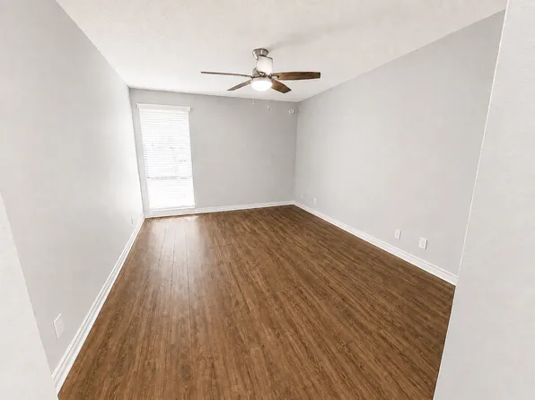 Woodbriar Apartments, 10415 Paramount Blvd #107, Downey, CA 90241