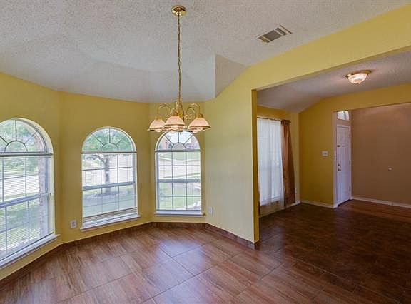 5th image of 3503 Rosewood Ln