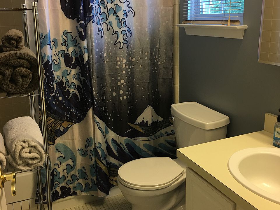 Second Floor Hall Bathroom