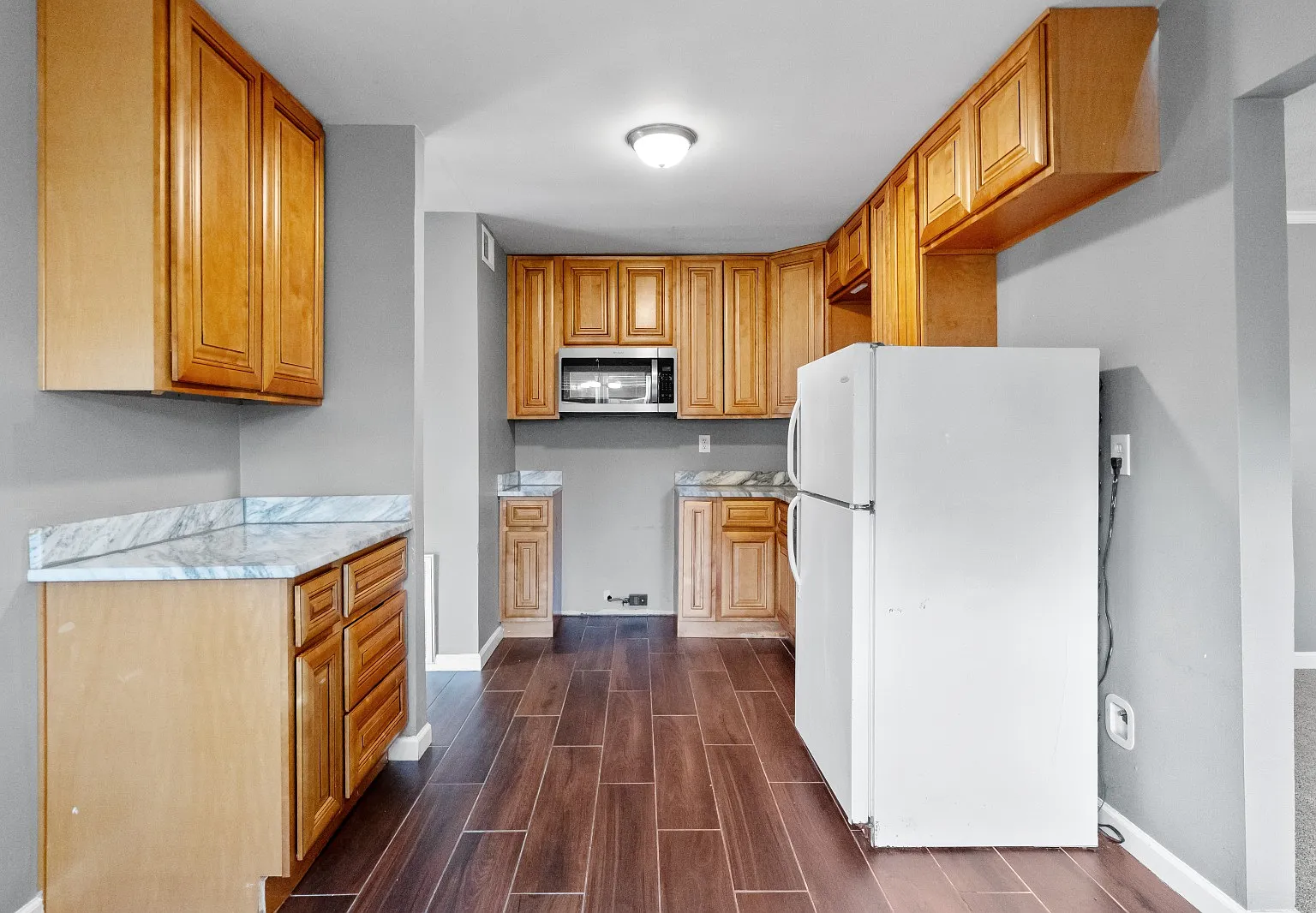 3 bed, 1200 sqft, $1,750 — Photo 4